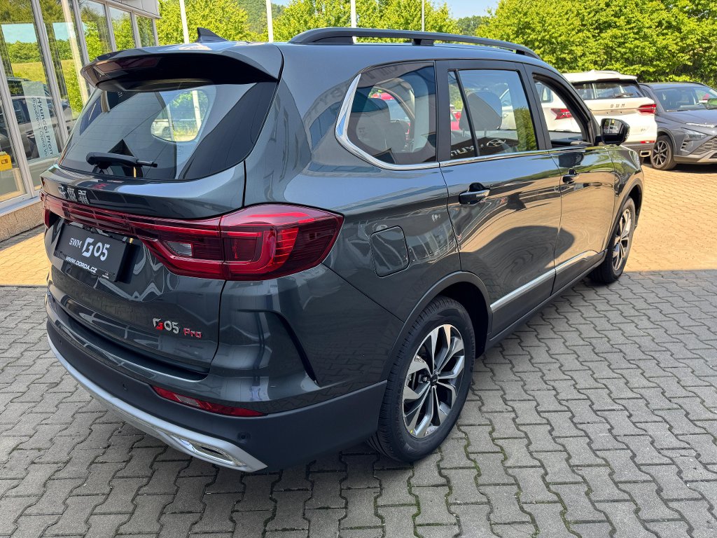 Vozidlo SWM G5 PRO