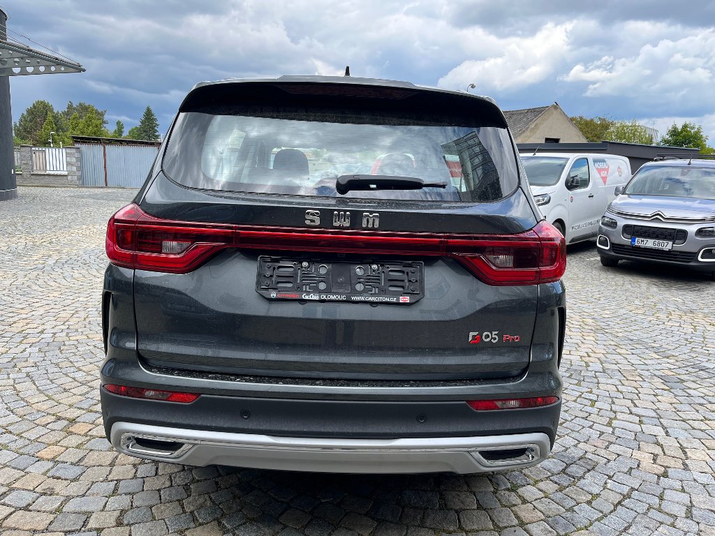 Vozidlo SWM G5 PRO